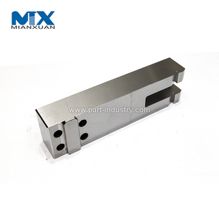 Kundenspezifischer Kunststoff-Metall-Edelstahl-Messing-Aluminium-CNC-Bearbeitungsteillieferant mit hoher Nachfrage