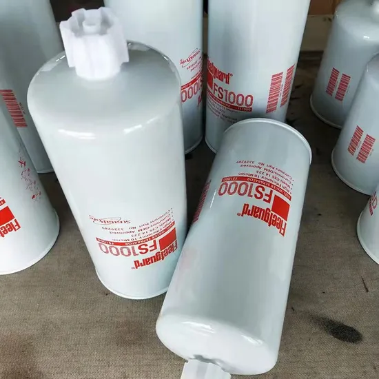 Auto Teile Kraftstoffluftölfilter LF9080 2882674 LKW -Kraftstofffilter für LKW -Motor